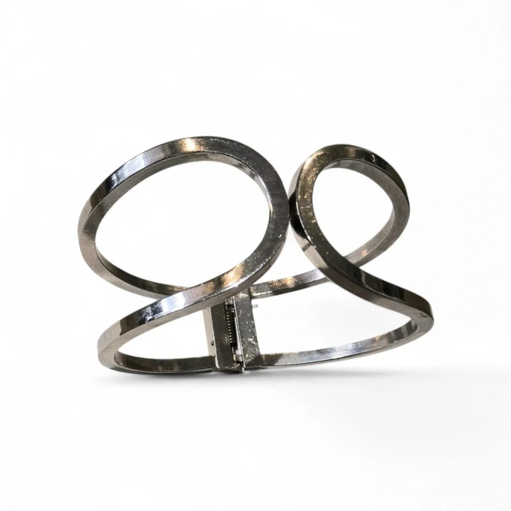 Modern Sculptural Hinged Cuff Bracelet Minimalist Silver - Picture 8 of 8